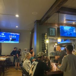 The Sackets Boathouse - Bar area