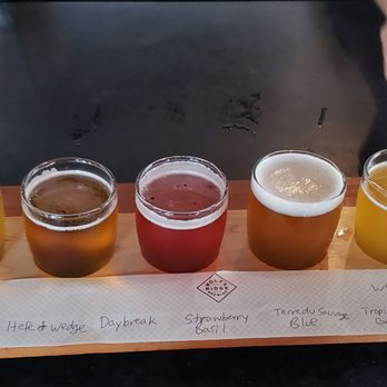 Wolf's Ridge Brewing - Beer Flight - Breweries Near Me - Columbus, Ohio Wolf's Ridge Brewing - Beer Flight - Breweries Near Me - Columbus, Ohio