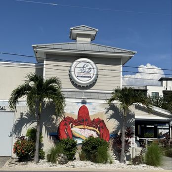 Lucky Lobster Co - Seafood Near Me - Dunedin, Florida