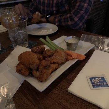 Stout NYC - Chicken Wings - Irish Near Me - New York, New York