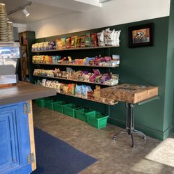 Cass and Co - Inside