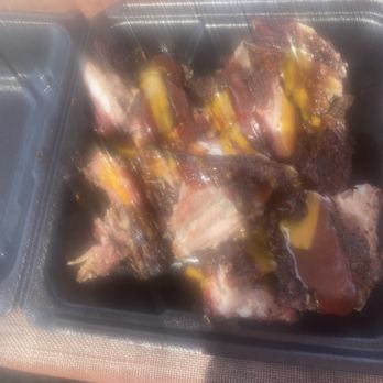 Slap the Apple Memphis Style BBQ - Rib Tips smoked and seasoned to perfection - Food Trucks Near Me - Groveland, Florida Slap the Apple Memphis Style BBQ - Rib Tips smoked and seasoned to perfection - Food Trucks Near Me - Groveland, Florida
