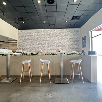 Rapha Tea - Modern interior. - Bubble Tea Near Me - Temecula, California