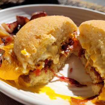 Simmzy's - Simmzy's Breakfast Sandwich - American Near Me - Manhattan Beach, California Simmzy's - Simmzy's Breakfast Sandwich - American Near Me - Manhattan Beach, California