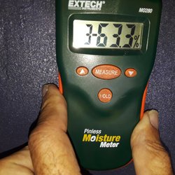 Ultra Hygiene Services - Moisture reading