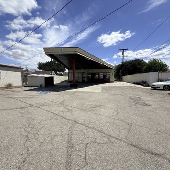 Miss Sichuan - Outside parking lot - Noodles Near Me - Pomona, California Miss Sichuan - Outside parking lot - Noodles Near Me - Pomona, California