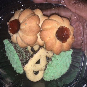 Sugartown Bakery Cafe - Desserts Near Me - Jersey City, New Jersey