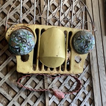 Bananas - Cool art work - Burgers Near Me - Vieques, Puerto Rico Bananas - Cool art work - Burgers Near Me - Vieques, Puerto Rico