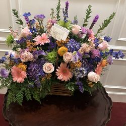 Piedmont Flowers & Gifts - Funeral arrangement.