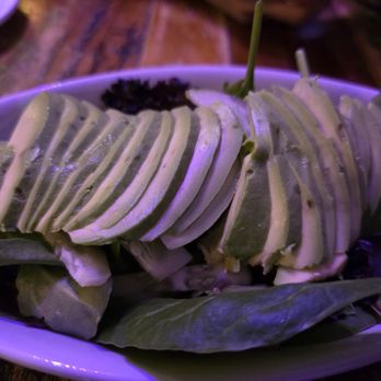 Himalaya Tibetan Momo - Avocado salad, was really nice with the ginger dressing. - Himalayan/Nepalese Near Me - Nyack, New York