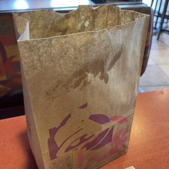 Taco Bell - Filthy packaging, pathetic staff could care less about anything! - Fast Food Near Me - Jacksonville, Alabama