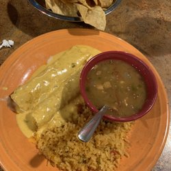 Mi Familia Restaurant and Cantina - Soft cheese tacos were delicious