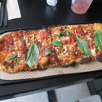 &pizza - pizza w/tomato sauce, shredded mozzarella, tomato, bacon and basil - Pizza Near Me - Springfield, Virginia