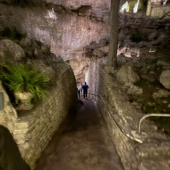 Natural Bridge Caverns - Entrance to the larger cave - Tours Near Me - San Antonio, Texas