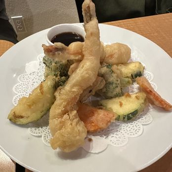 Tian Yuen Restaurant - Shrimp and Vegetable Tempura - Chinese Near Me - Cloverdale, California