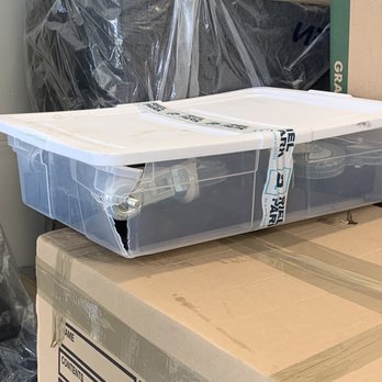 West Coast Movers - Damaged container - Movers Near Me - Calgary, British Columbia West Coast Movers - Damaged container - Movers Near Me - Calgary, British Columbia