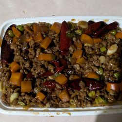 Hong Kong Palace - Spicy noodles with meat sauce