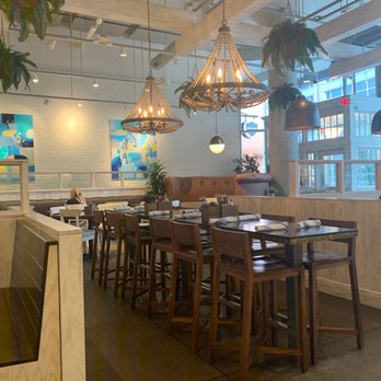 Maplewood Kitchen and Bar - Seating - Breakfast & Brunch Near Me - Cincinnati, Ohio
