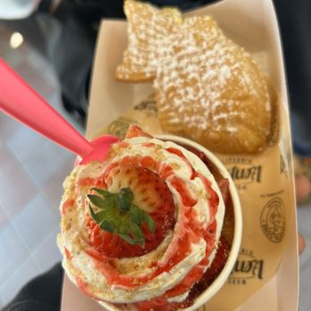 Coastal Cone - F2 - Ice Cream & Frozen Yogurt Near Me - Ventura, California Coastal Cone - F2 - Ice Cream & Frozen Yogurt Near Me - Ventura, California
