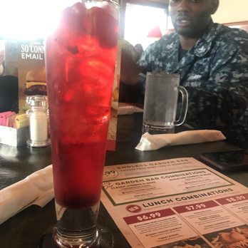 Ruby Tuesday - Shirley temple - American Near Me - Moss Point, Mississippi