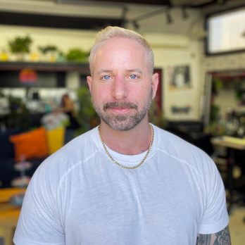 Color Lounge - blonde now thanks to color lounge! - Hair Stylists Near Me - Burbank, California Color Lounge - blonde now thanks to color lounge! - Hair Stylists Near Me - Burbank, California
