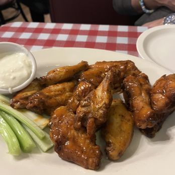Kinchley's Tavern - Pizza Near Me - Ramsey, New Jersey Kinchley's Tavern - Pizza Near Me - Ramsey, New Jersey