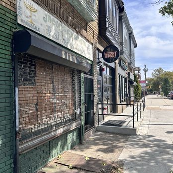 Out West - Coffee & Tea Near Me - Philadelphia, Pennsylvania