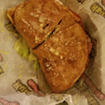 Hungry Howie's Pizza - Dinner....Italian sub - Pizza Near Me - Myrtle Beach, South Carolina Hungry Howie's Pizza - Dinner....Italian sub - Pizza Near Me - Myrtle Beach, South Carolina