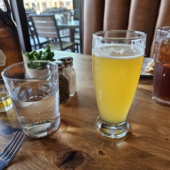 101 Craft Kitchen - I appreciated the opportunity to sample two selections before choosing a wonderful fruity German beer. - New American Near Me - Carmel, Indiana 101 Craft Kitchen - I appreciated the opportunity to sample two selections before choosing a wonderful fruity German beer. - New American Near Me - Carmel, Indiana