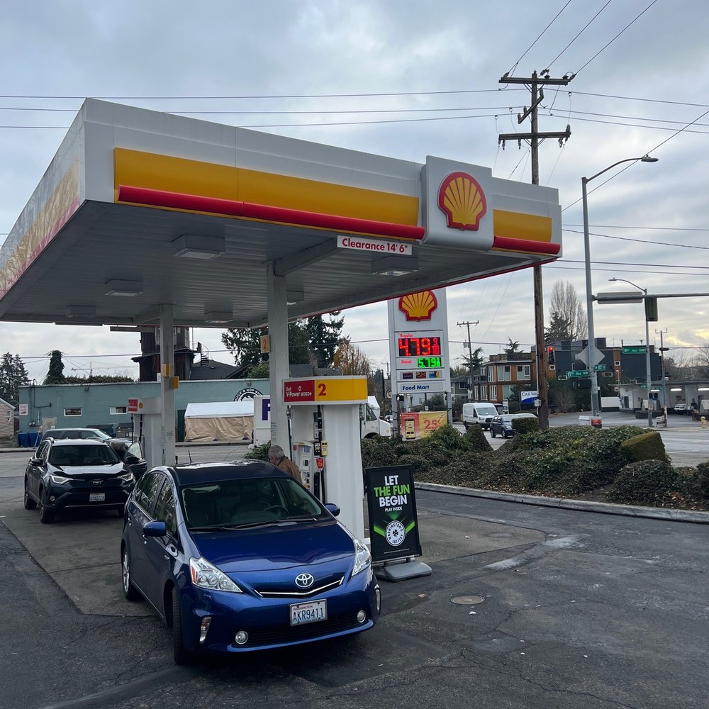 Shell - The gas station pumps. - Gas Stations Near Me - Seattle, Washington Shell - The gas station pumps. - Gas Stations Near Me - Seattle, Washington