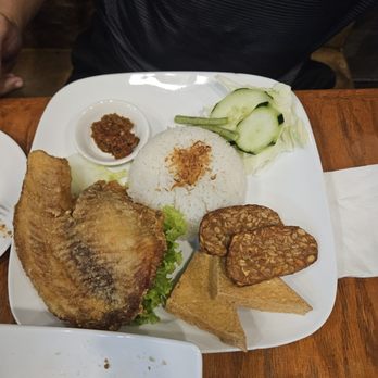 Sumatera Restaurant NYC - $16 - Indonesian Near Me - Elmhurst, New York