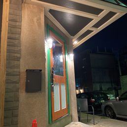 C'mon in!