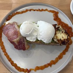 Smashed avocado