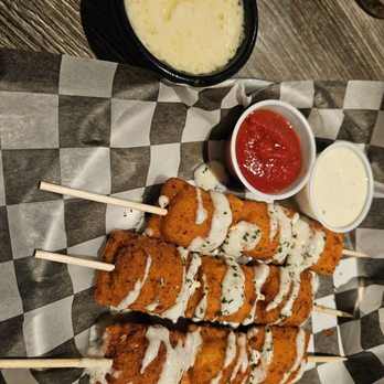 Flappy's Pizza - Best Fried Raviolis I have ever had!!! Recommend the add-on side of Alfredo sauce! - Pizza Near Me - Sonora, California Flappy's Pizza - Best Fried Raviolis I have ever had!!! Recommend the add-on side of Alfredo sauce! - Pizza Near Me - Sonora, California