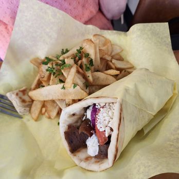 Nefertiti Egyptian Restaurant - Lamb Gyro with Garlic Fries - Egyptian Near Me - Vancouver, Washington