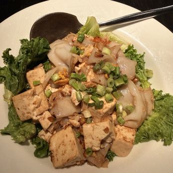 Bai Tong Thai Restaurant - Bai Tong Special Noodle - Thai Near Me - Redmond, Washington
