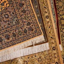 We offer free pick up and delivery with our Persian, oriental, and loose area rug cleaning.