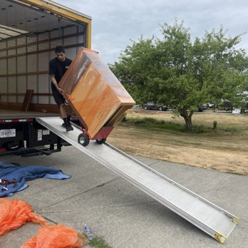 Rock Solid Movers - Movers Near Me Rock Solid Movers - Movers Near Me