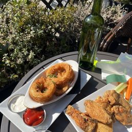 Onion Rings Lemon Pepper Wings