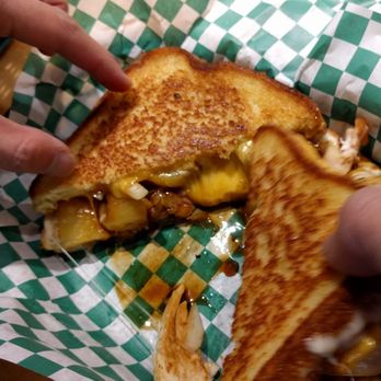 Everdine's Grilled Cheese Co. - Sandwiches Near Me - Naperville, Illinois Everdine's Grilled Cheese Co. - Sandwiches Near Me - Naperville, Illinois