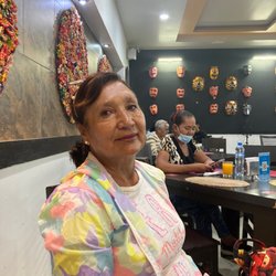 Terminal Central del Sur - Restaurante en compañía de mi madre
