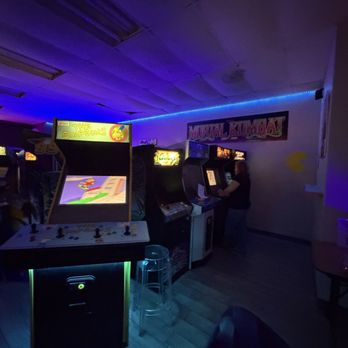 Retro Zone Arcade - Arcades Near Me - Fort Myers, Florida Retro Zone Arcade - Arcades Near Me - Fort Myers, Florida