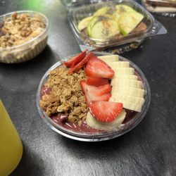 Essex Squeeze - Acai