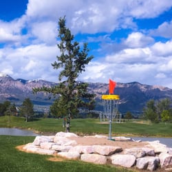 Mulligans Golf & Game