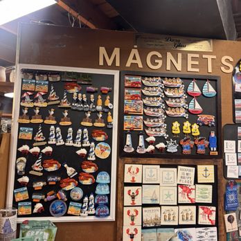 Bearskin Neck Country Store - Candy Stores Near Me - Rockport, Massachusetts