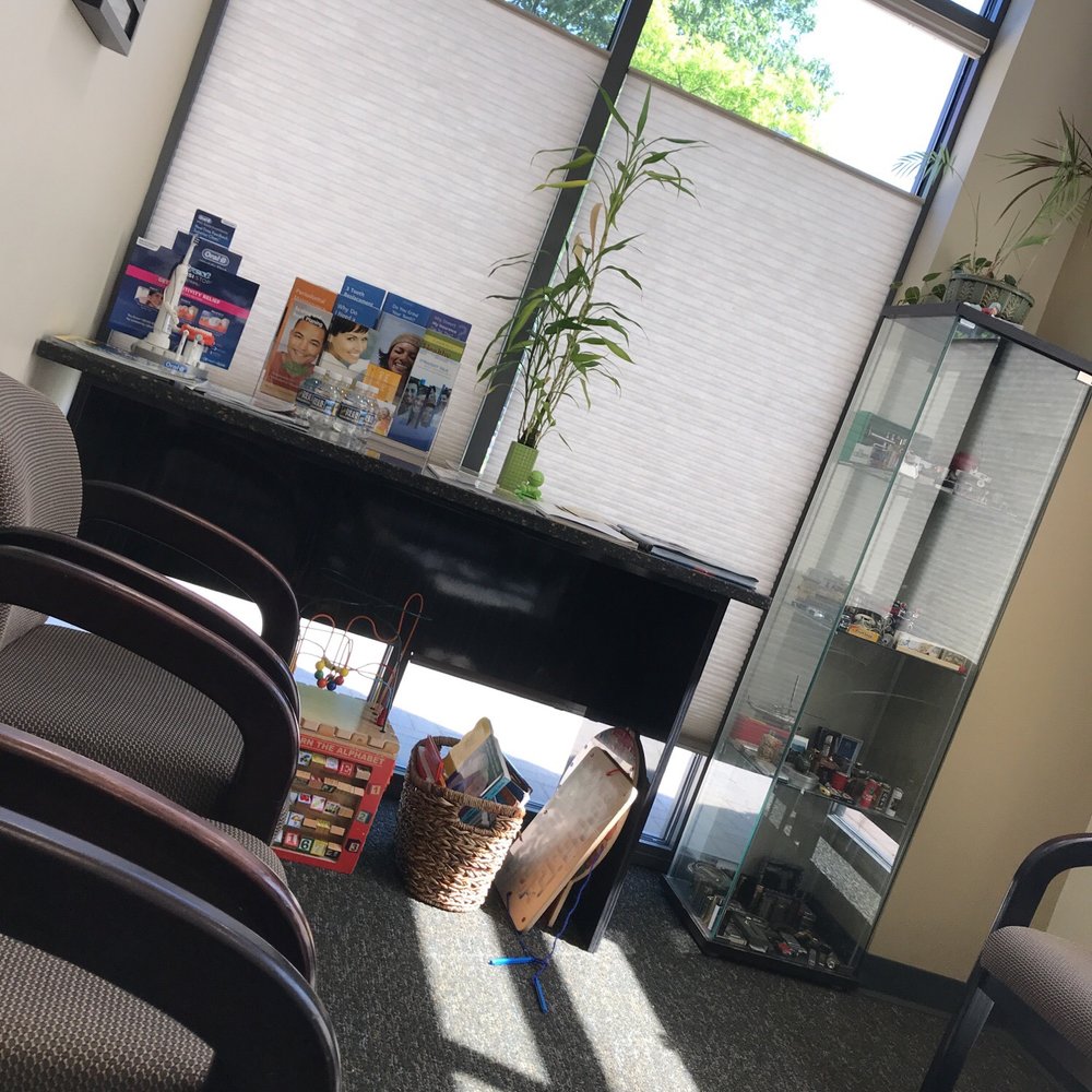 SmileWell - Nice waiting area. - General Dentistry Near Me - North Bethesda, Maryland SmileWell - Nice waiting area. - General Dentistry Near Me - North Bethesda, Maryland