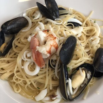 Restaurant Einhorn - Spaghetti with Seafood - Italian Near Me - Luzern, LU