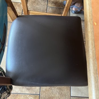 Monte Alban Restaurant - Big cushiony chairs! All throughout the restaurant - Mexican Near Me - Hiawassee, Georgia Monte Alban Restaurant - Big cushiony chairs! All throughout the restaurant - Mexican Near Me - Hiawassee, Georgia