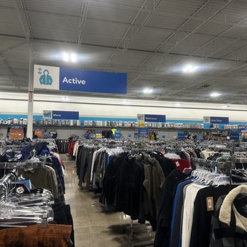Gabe's - Women's Clothing Near Me - Utica, Michigan