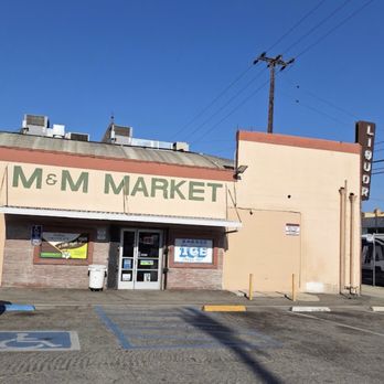 M & M Market - Grocery Near Me - Studio City, California
